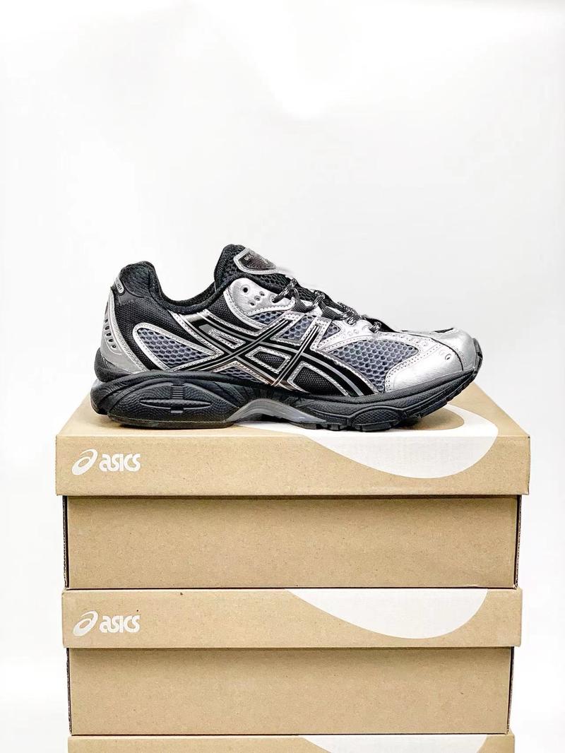 Noir Argent 36-47 (demi-pointures) 1203A820-001