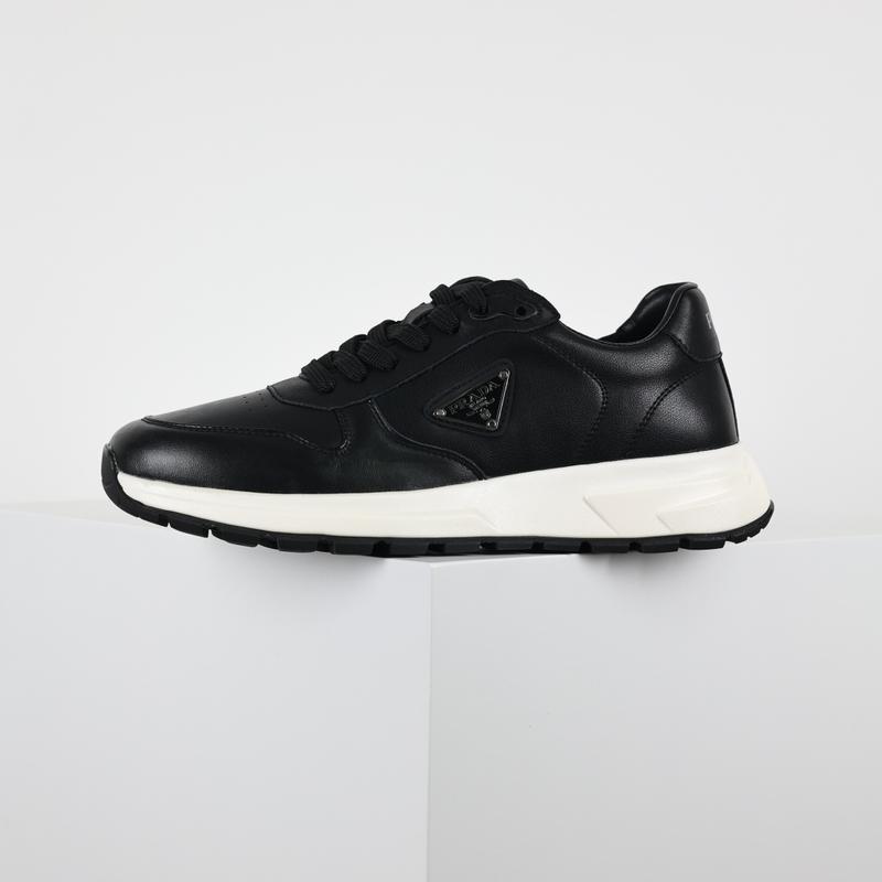 Prada Noir Blanc 686133