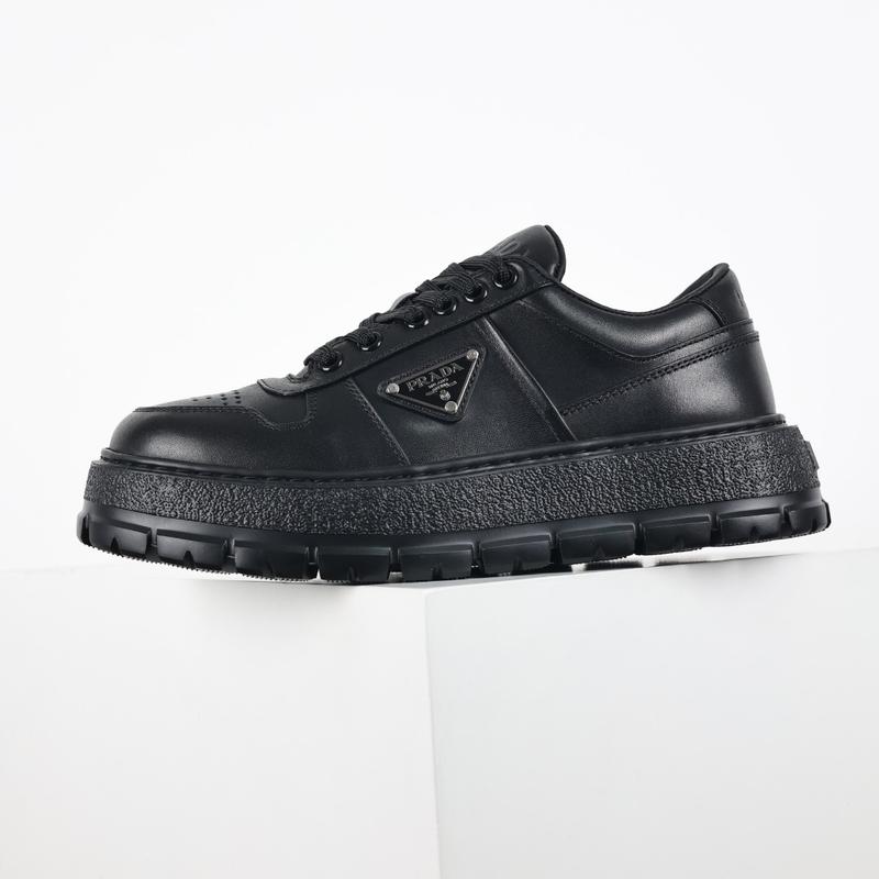 Prada Noir 630737