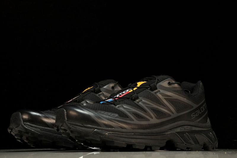 Salomon Noir 385814