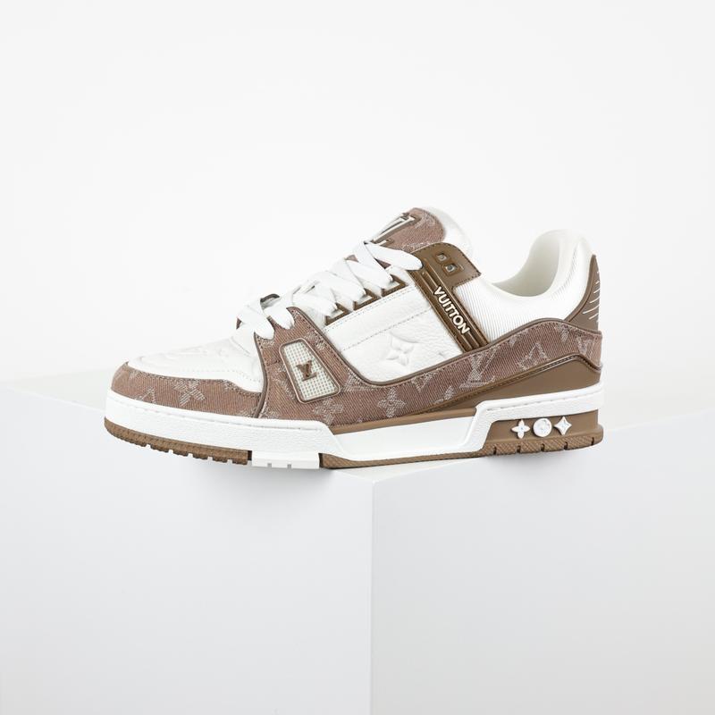 LV Trainer Marron Blanc Monogram 697943